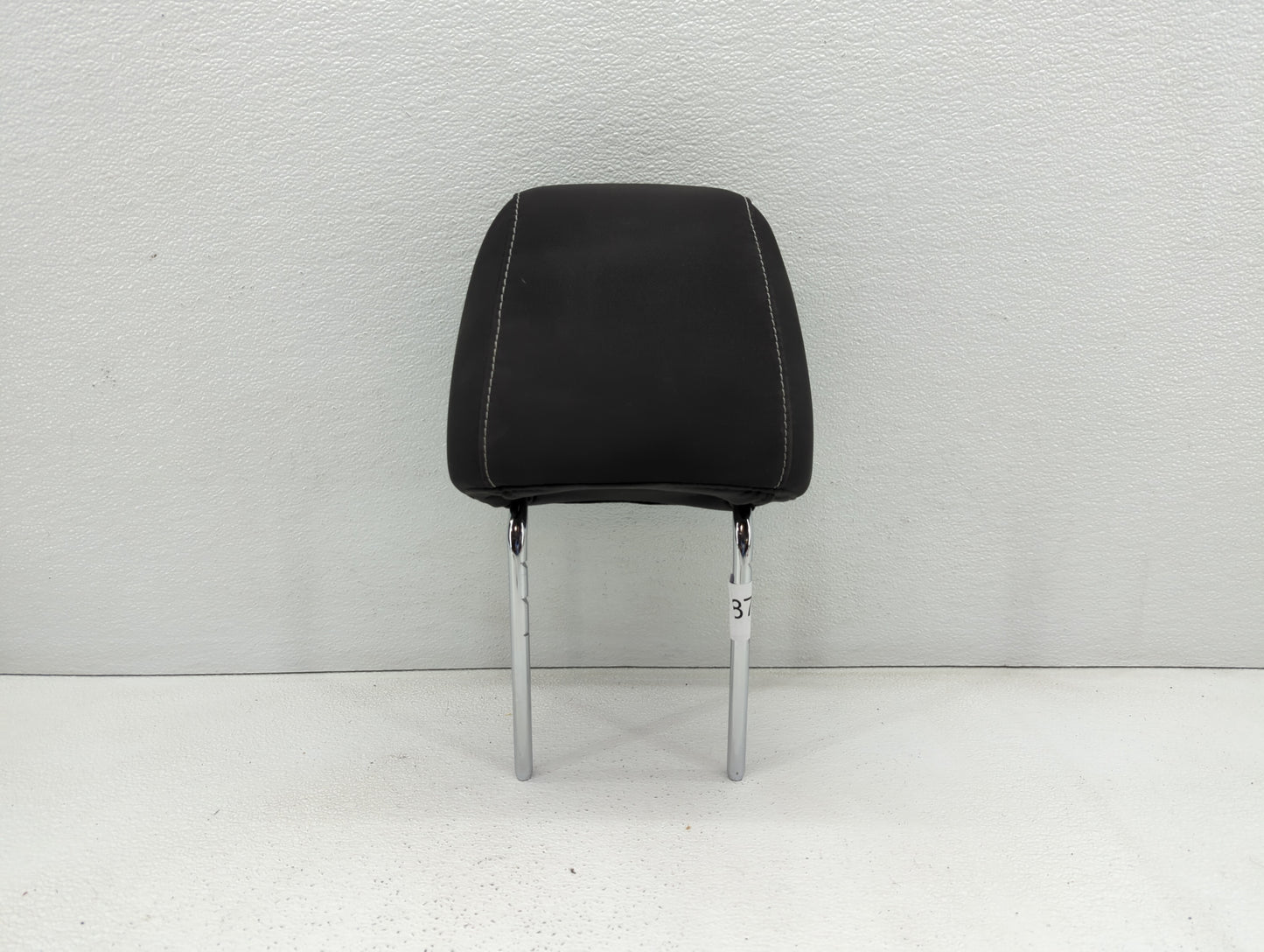 2013-2015 Ford Escape Headrest Head Rest Front Driver Passenger Seat - Oemusedautoparts1.com