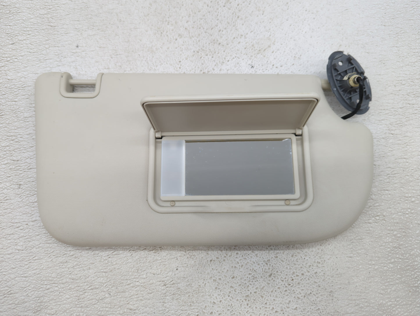 2013-2019 Ford Escape Sun Visor Shade Replacement Passenger Right Mirror Fits Fits 2013 2014 2015 2016 2017 2018 2019 OEM Us