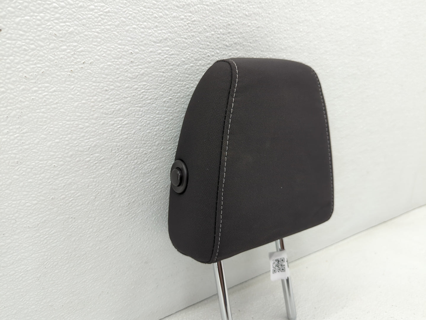 2013-2015 Ford Escape Headrest Head Rest Front Driver Passenger Seat - Oemusedautoparts1.com
