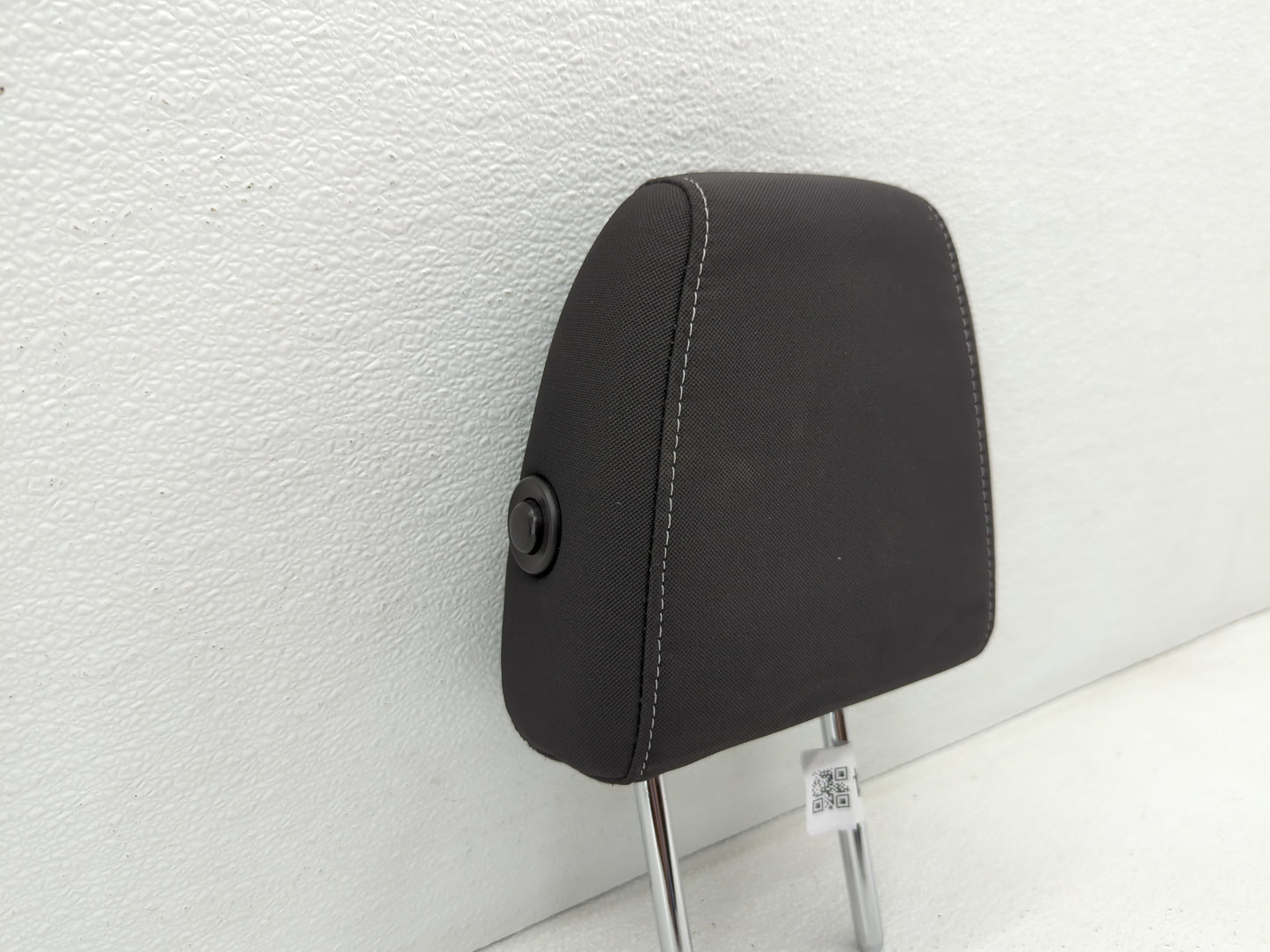 2013-2015 Ford Escape Headrest Head Rest Front Driver Passenger Seat - Oemusedautoparts1.com