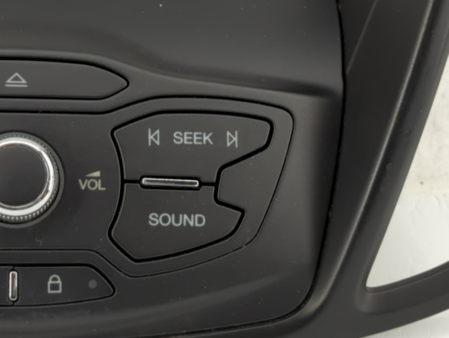 2013-2016 Ford Escape Radio Control Panel - Oemusedautoparts1.com