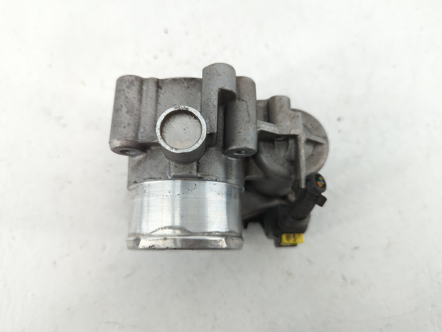 2013-2016 Ford Escape Throttle Body P/N:7S7G-9F991-CA Fits Fits 2013 2014 2015 2016 2017 2018 2019 OEM Used Auto Parts - Oem