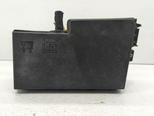 2013-2016 Ford Escape Fusebox Fuse Box Panel Relay Module P/N:AV6T-14A067-AC AV6T-14A067-AB Fits Fits 2013 2014 2015 2016 OE