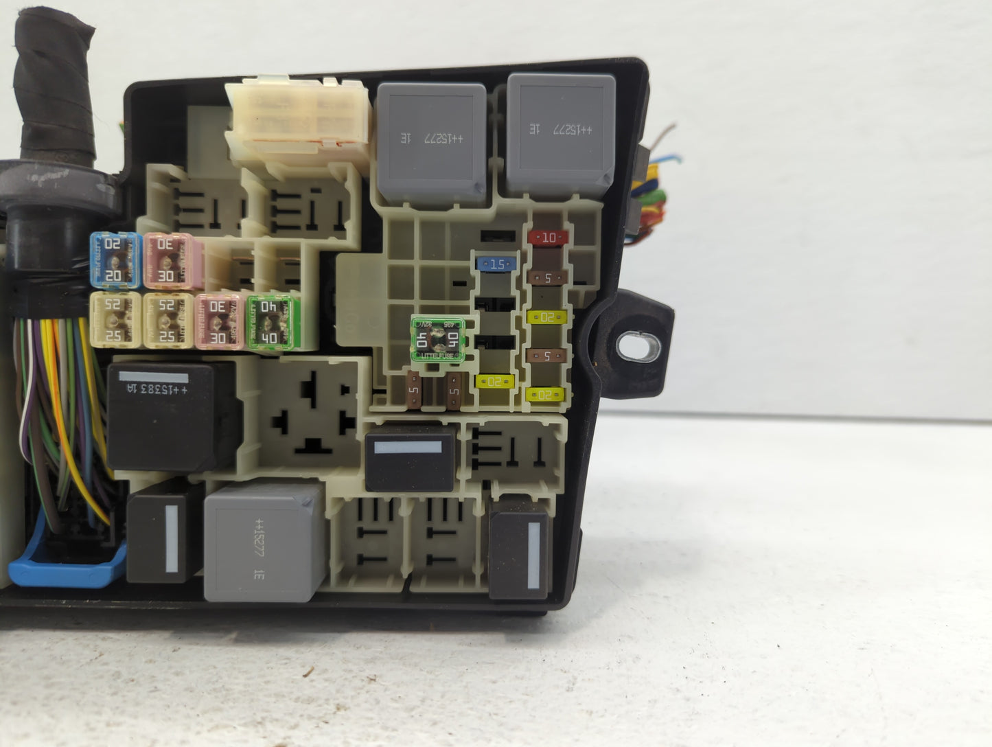2013-2016 Ford Escape Fusebox Fuse Box Panel Relay Module P/N:AV6T-14A067-AC AV6T-14A067-AB Fits Fits 2013 2014 2015 2016 OE