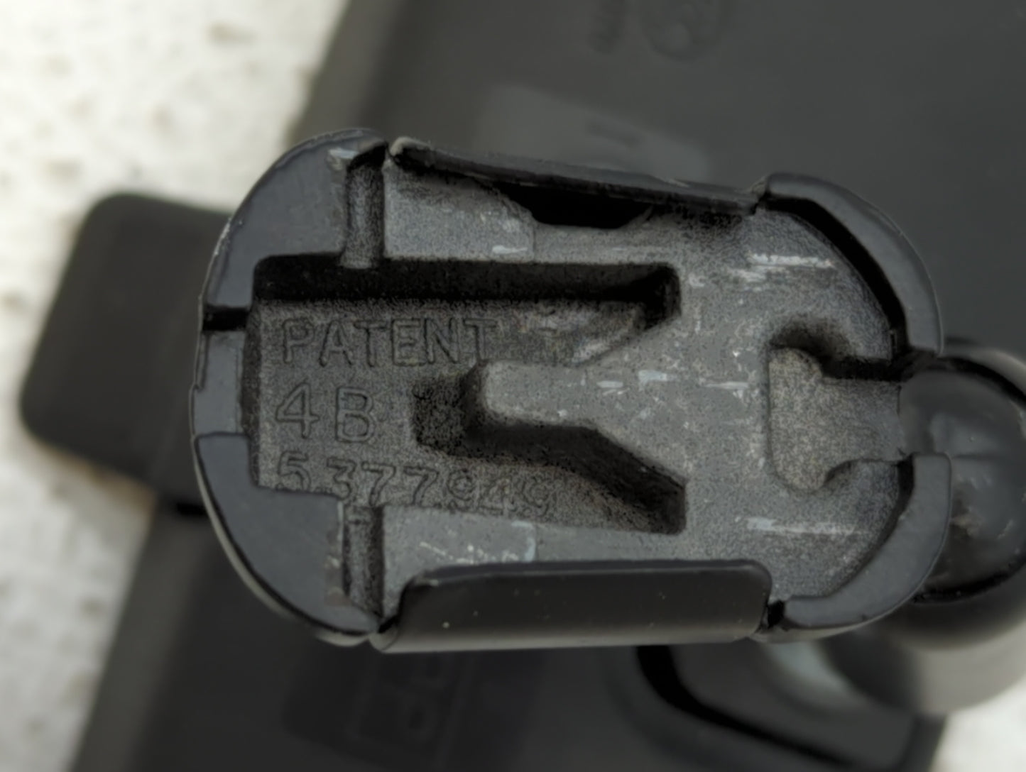 2001-2016 Ford Escape Interior Rear View Mirror Replacement OEM P/N:031681 E8011681 Fits OEM Used Auto Parts - Oemusedautopa