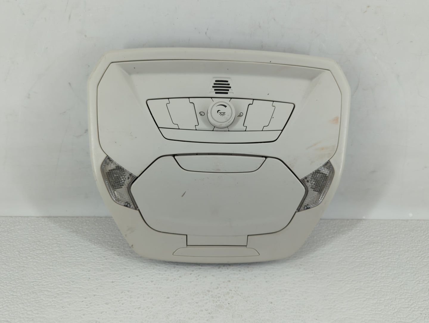 2015 Ford Escape Overhead Roof Console Cream - Oemusedautoparts1.com