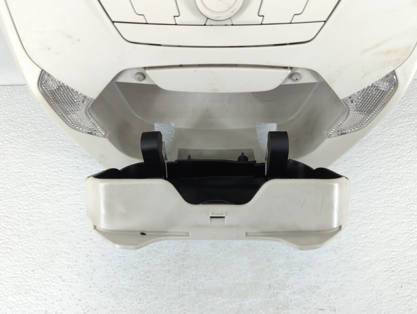 2015 Ford Escape Overhead Roof Console Cream - Oemusedautoparts1.com