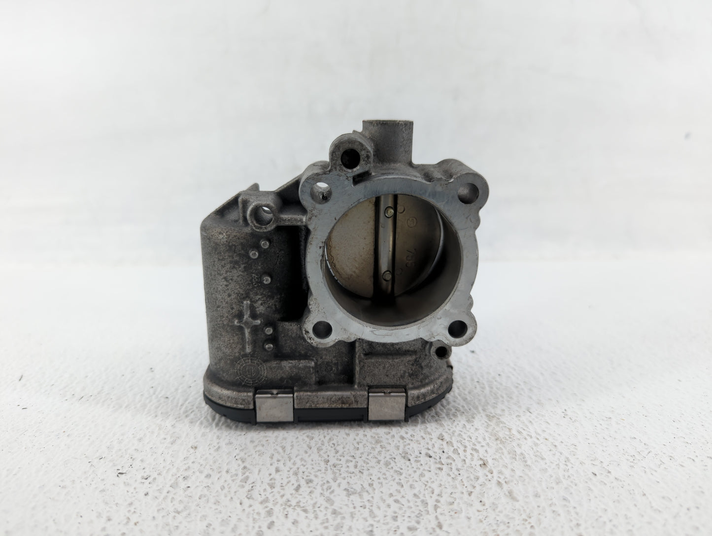 2013-2016 Ford Escape Throttle Body P/N:7S7G-9F991-CA Fits Fits 2013 2014 2015 2016 2017 2018 2019 OEM Used Auto Parts - Oem