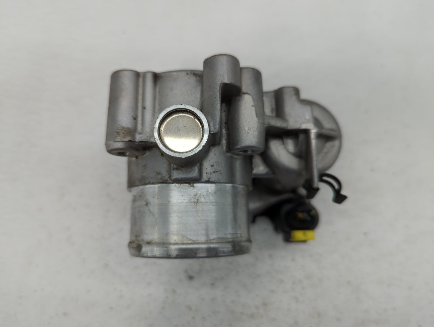 2013-2016 Ford Escape Throttle Body P/N:7S7G-9F991-CA Fits Fits 2013 2014 2015 2016 2017 2018 2019 OEM Used Auto Parts - Oem