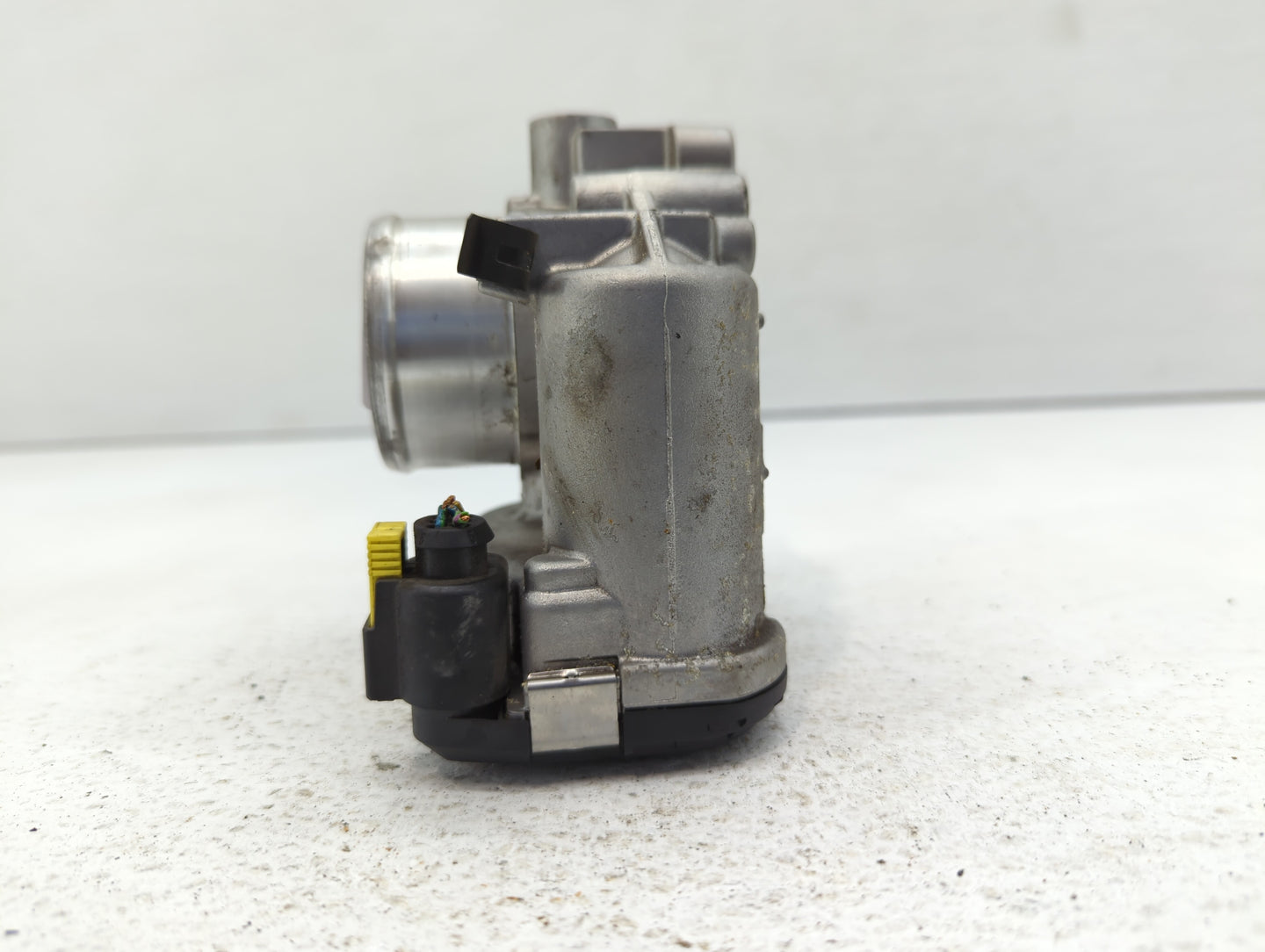 2013-2016 Ford Escape Throttle Body P/N:7S7G-9F991-CA Fits Fits 2013 2014 2015 2016 2017 2018 2019 OEM Used Auto Parts - Oem