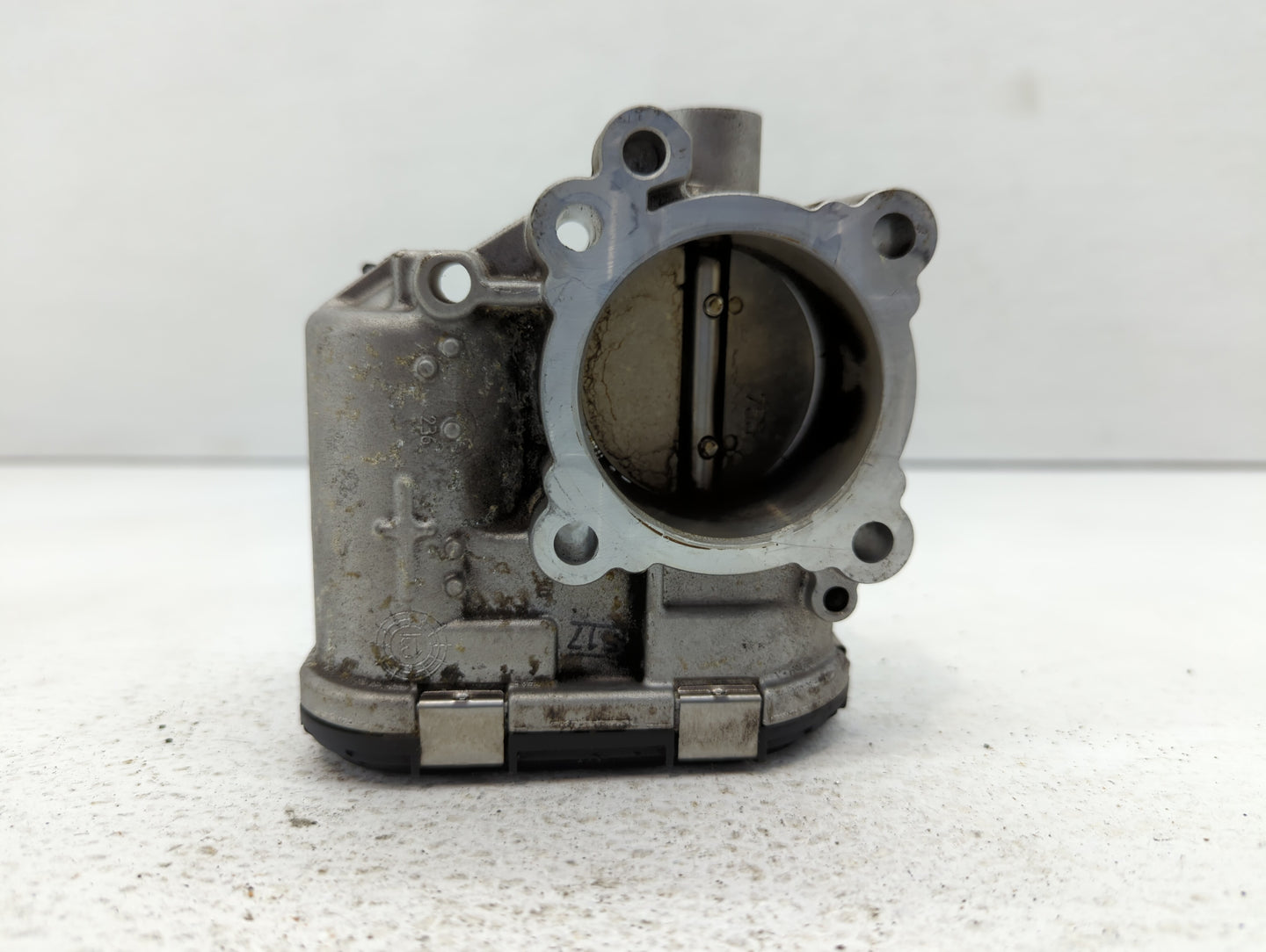 2013-2016 Ford Escape Throttle Body P/N:7S7G-9F991-CA Fits Fits 2013 2014 2015 2016 2017 2018 2019 OEM Used Auto Parts - Oem