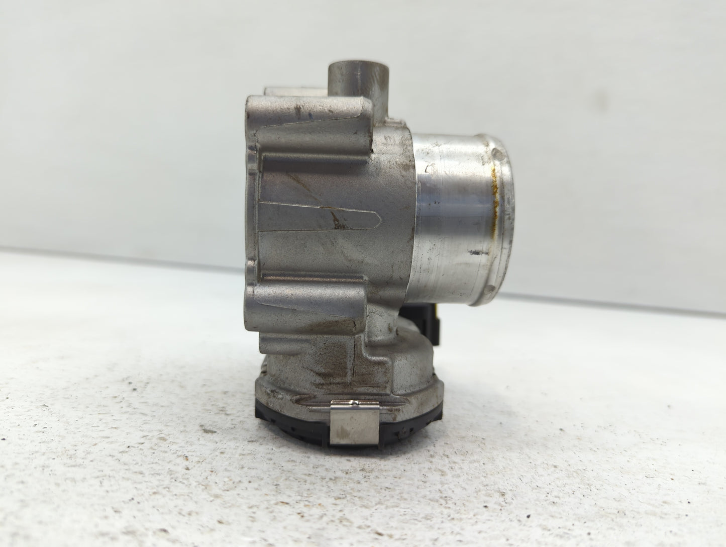 2013-2016 Ford Escape Throttle Body P/N:7S7G-9F991-CA Fits Fits 2013 2014 2015 2016 2017 2018 2019 OEM Used Auto Parts - Oem
