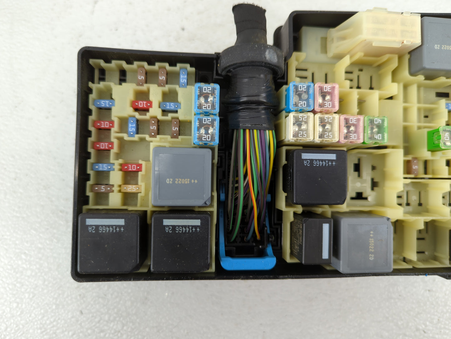 2013-2016 Ford Escape Fusebox Fuse Box Panel Relay Module P/N:AV6T-14A067-AD AV6T-14A067-AC Fits Fits 2013 2014 2015 2016 OE