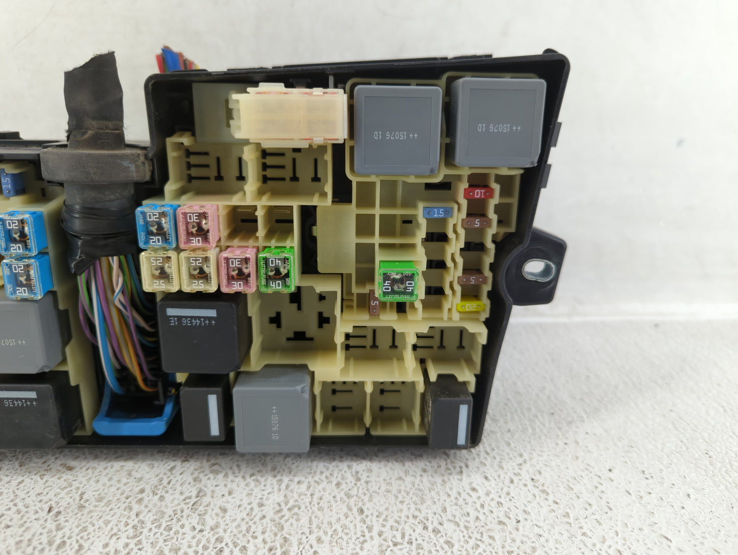 2013-2016 Ford Escape Fusebox Fuse Box Panel Relay Module P/N:AV6T-14A067-AD AV6T-14A067-AC Fits Fits 2013 2014 2015 2016 OE