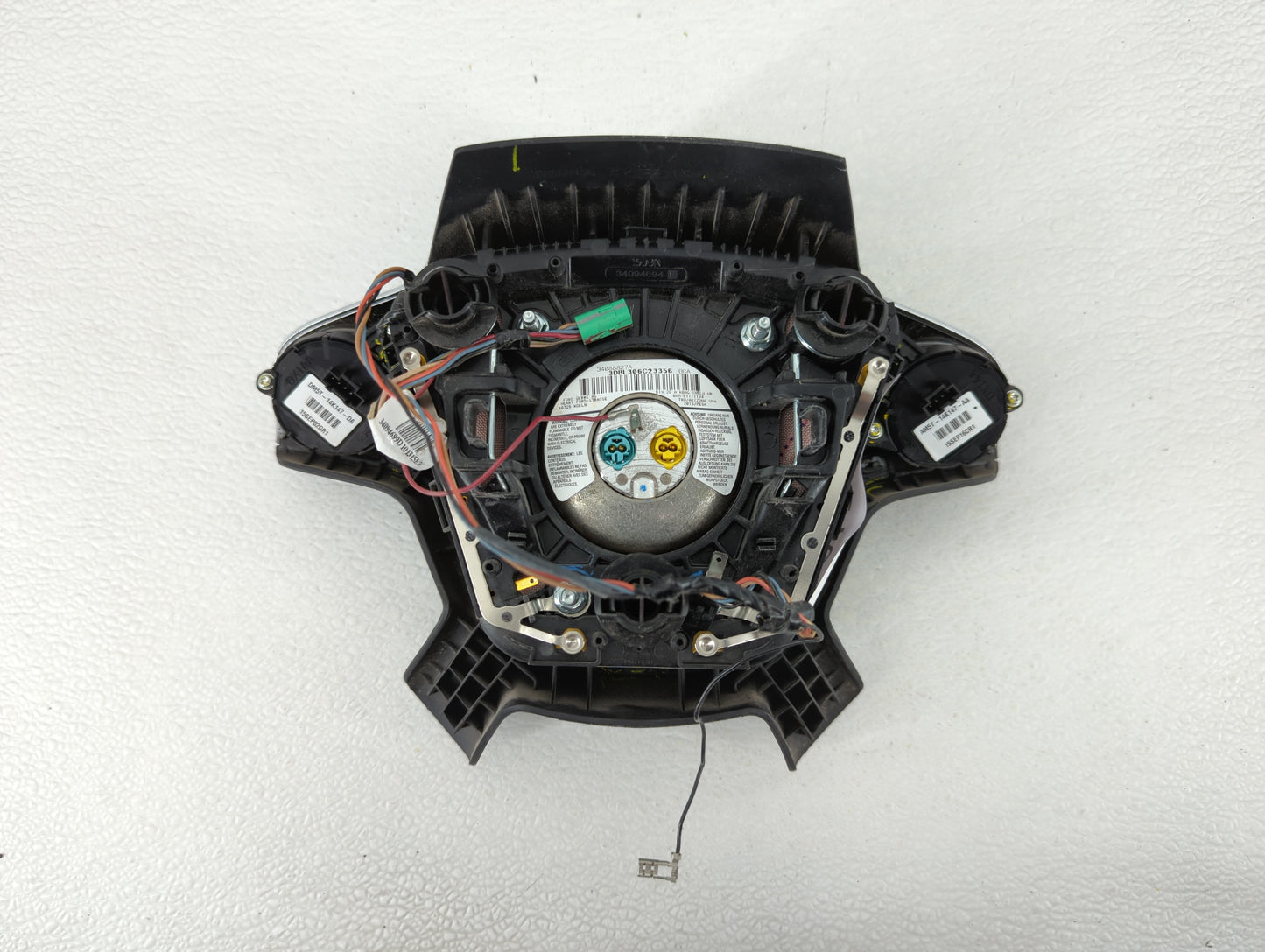 2015-2016 Ford Escape Air Bag Driver Left Steering Wheel Mounted P/N:EJ54 A042B85 BA3ZHE 34088827A Fits Fits 2015 2016 OEM U