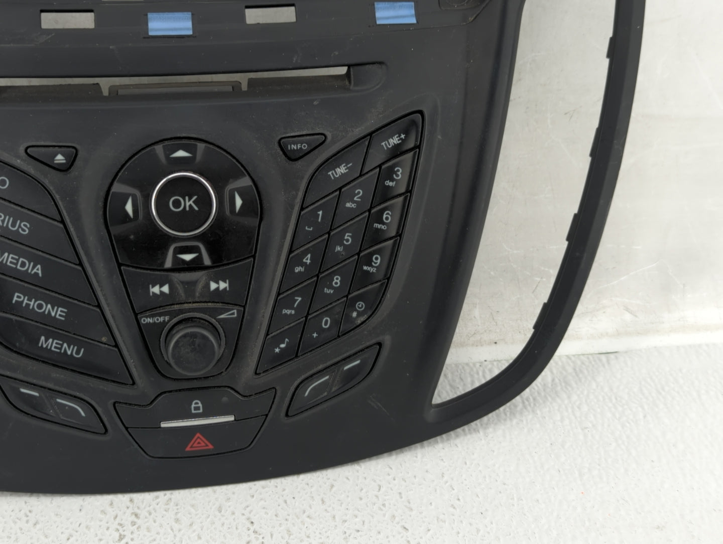 2013-2016 Ford Escape Radio Control Panel - Oemusedautoparts1.com