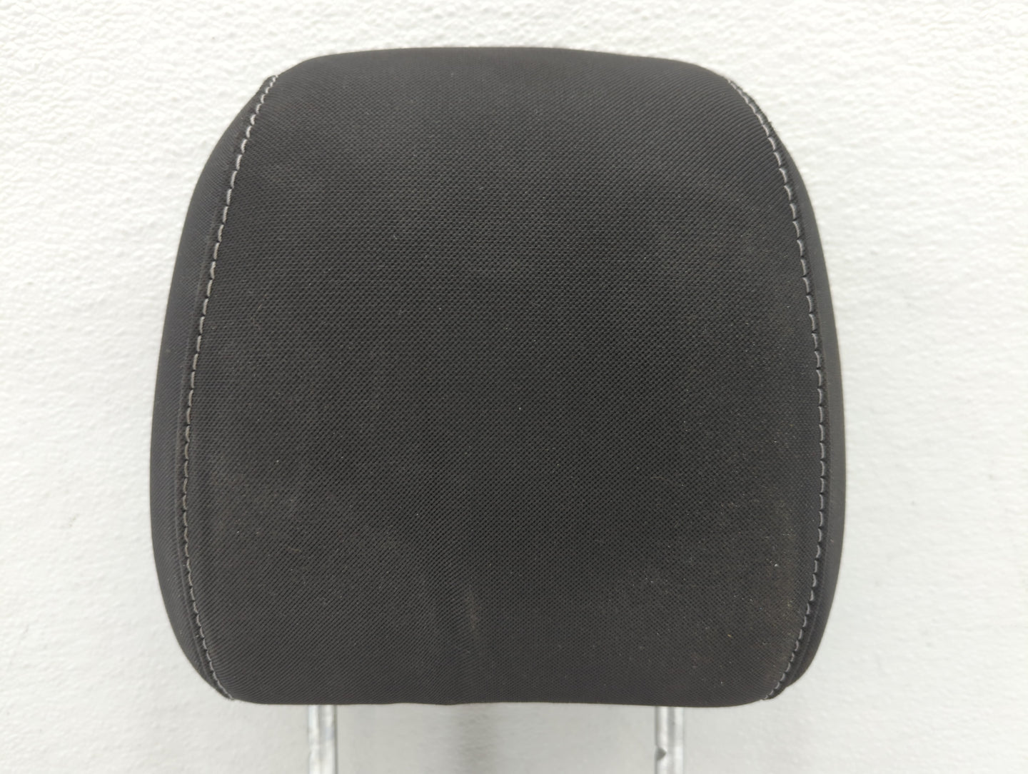 2014-2015 Ford Escape Headrest Head Rest Front Driver Passenger Seat - Oemusedautoparts1.com