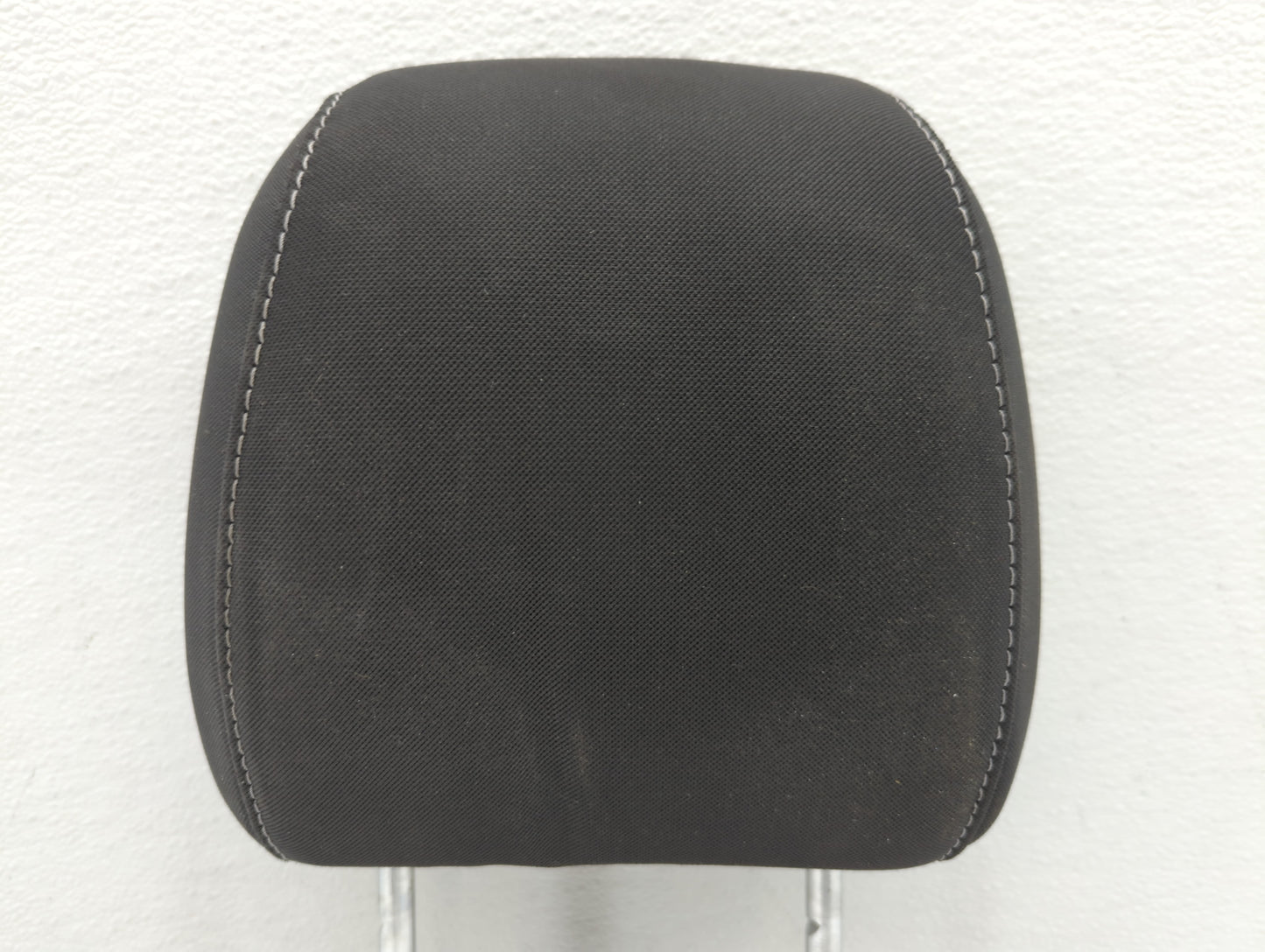 2014-2015 Ford Escape Headrest Head Rest Front Driver Passenger Seat - Oemusedautoparts1.com