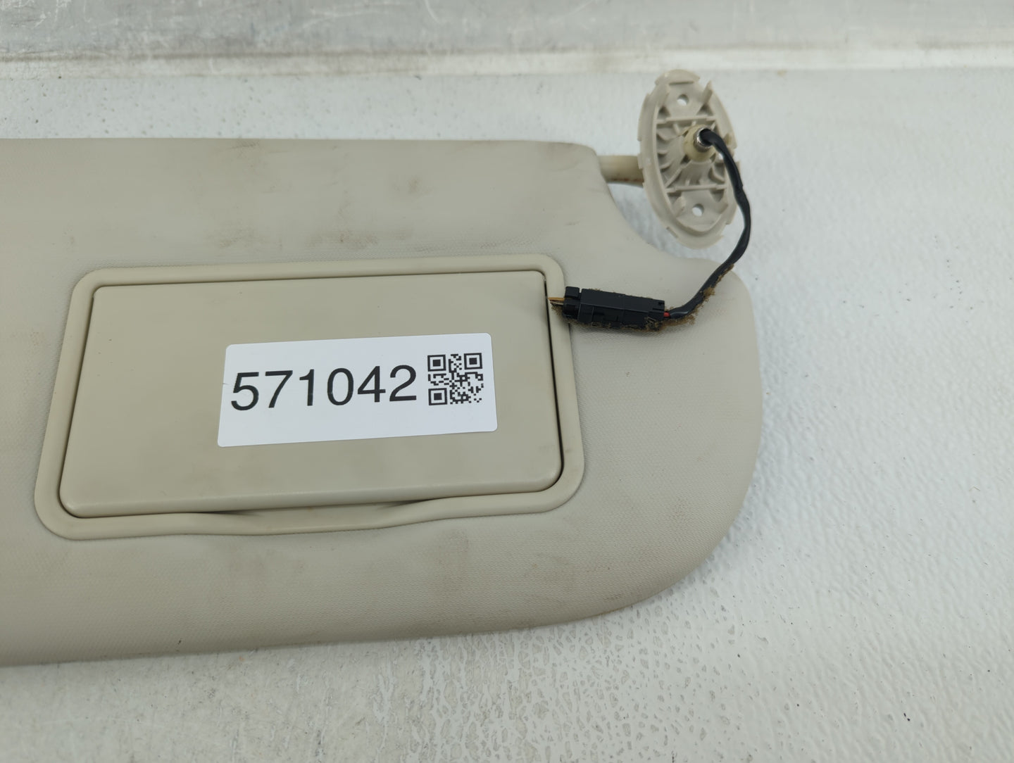 2013-2019 Ford Escape Sun Visor Shade Replacement Passenger Right Mirror Fits Fits 2013 2014 2015 2016 2017 2018 2019 OEM Us