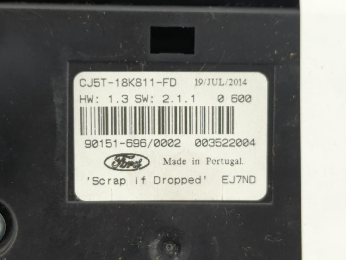 2013-2016 Ford Escape Radio AM FM Cd Player Receiver Replacement P/N:CJ5T-18K811-FD Fits Fits 2013 2014 2015 2016 OEM Used A