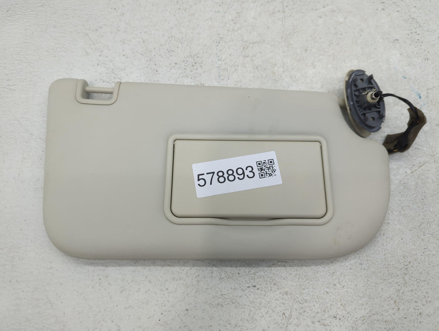 2015 Ford Escape Sun Visor Shade Replacement Passenger Right Mirror Fits OEM Used Auto Parts - Oemusedautoparts1.com