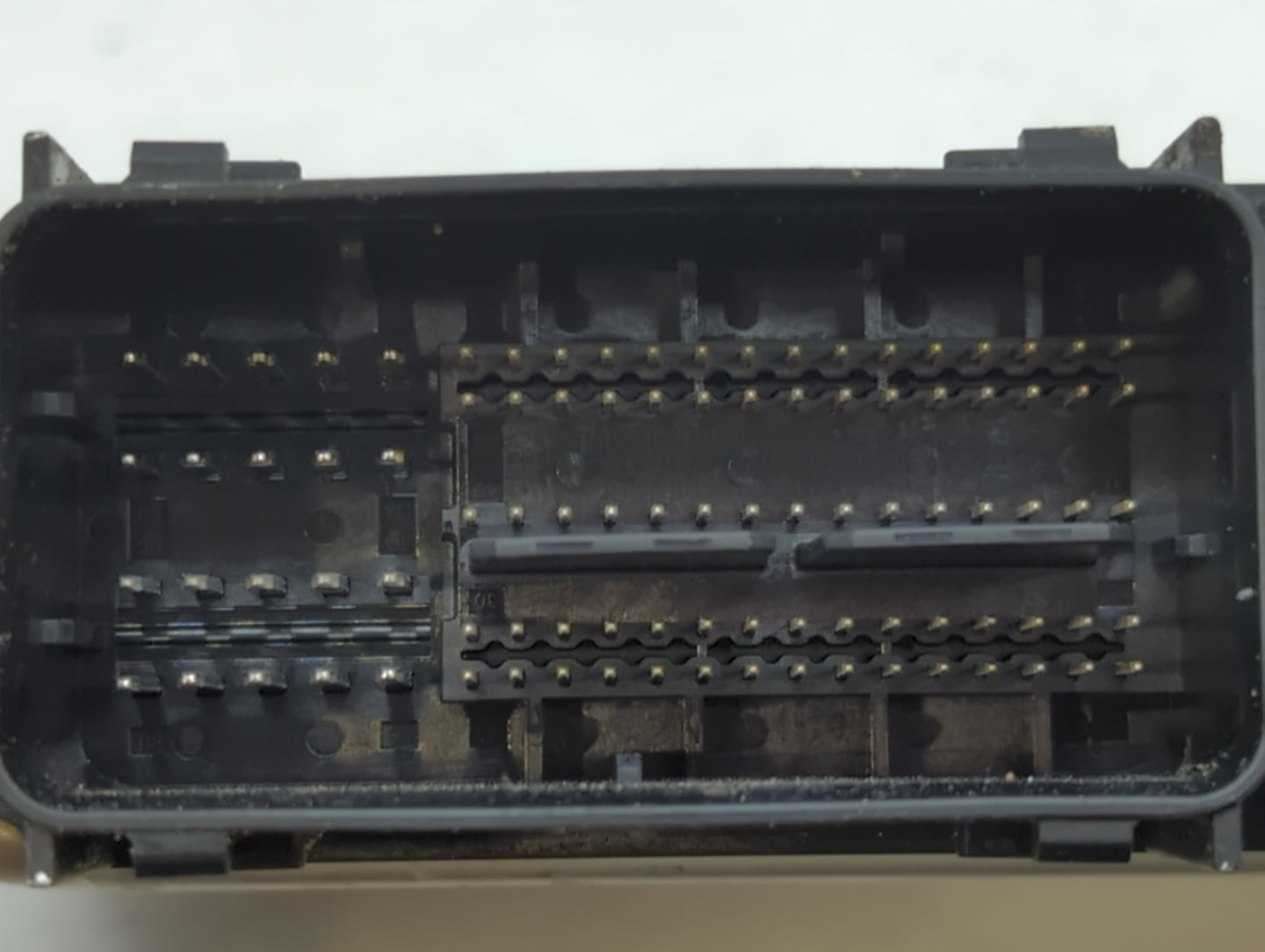 2015 Ford Escape PCM Engine Control Computer ECU ECM PCU OEM P/N:DJ5A-12A650-ABA Fits OEM Used Auto Parts - Oemusedautoparts