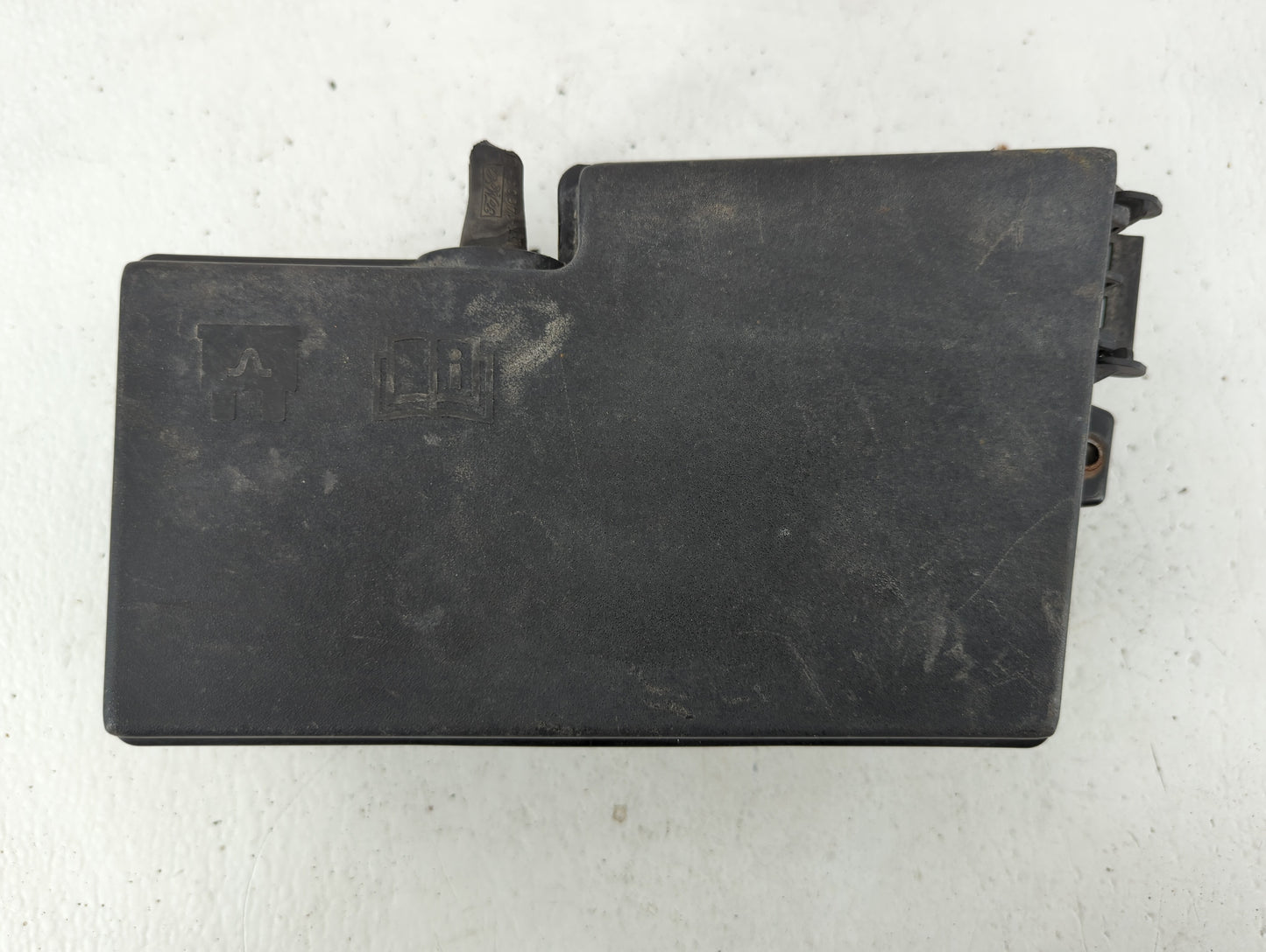2013-2016 Ford Escape Fusebox Fuse Box Panel Relay Module P/N:AV6T-14A067-AC AV6T-14A142-AB Fits Fits 2013 2014 2015 2016 OE