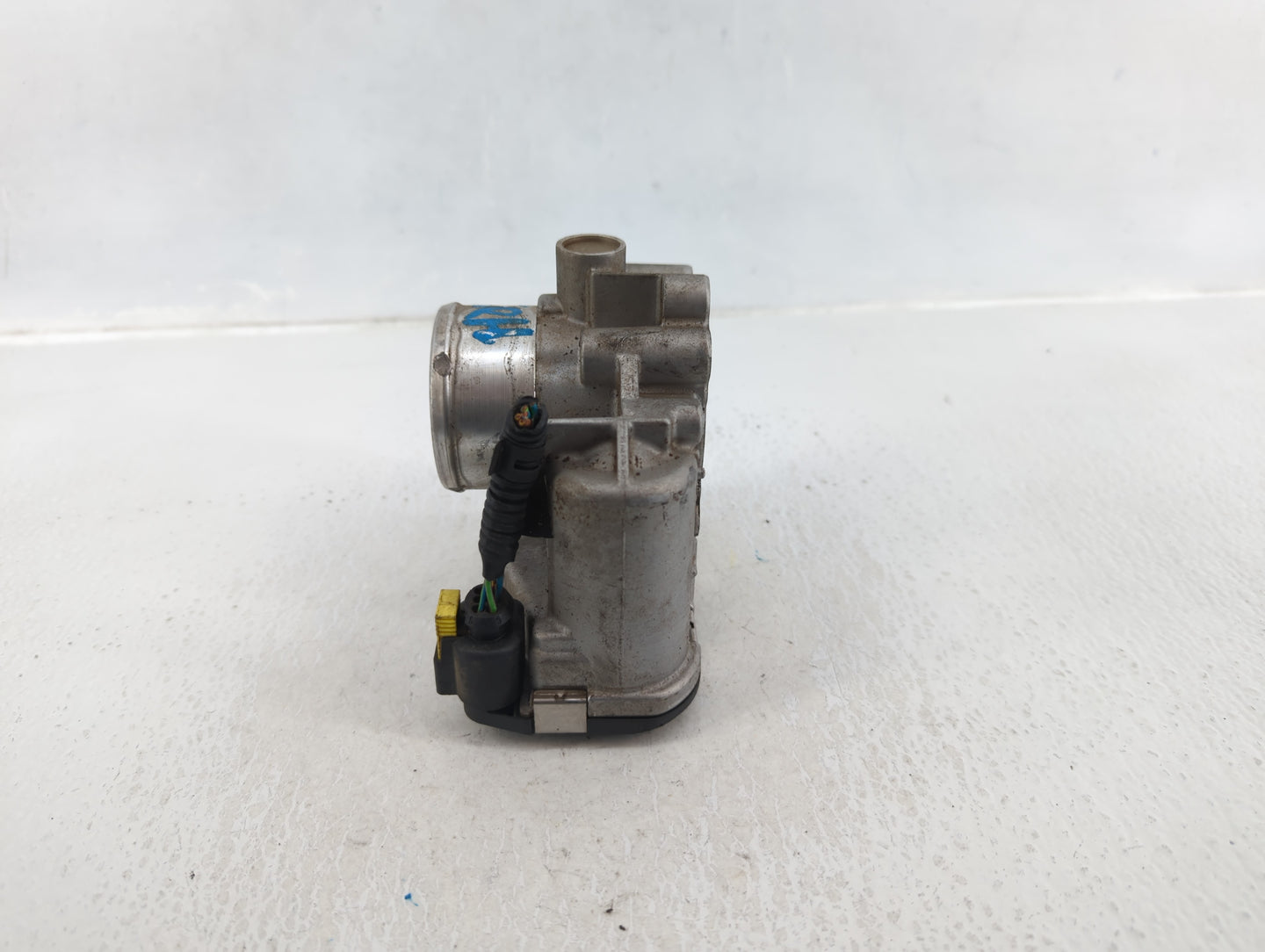 2013-2016 Ford Escape Throttle Body P/N:7S7G-9F991-CA Fits Fits 2013 2014 2015 2016 2017 2018 2019 OEM Used Auto Parts - Oem