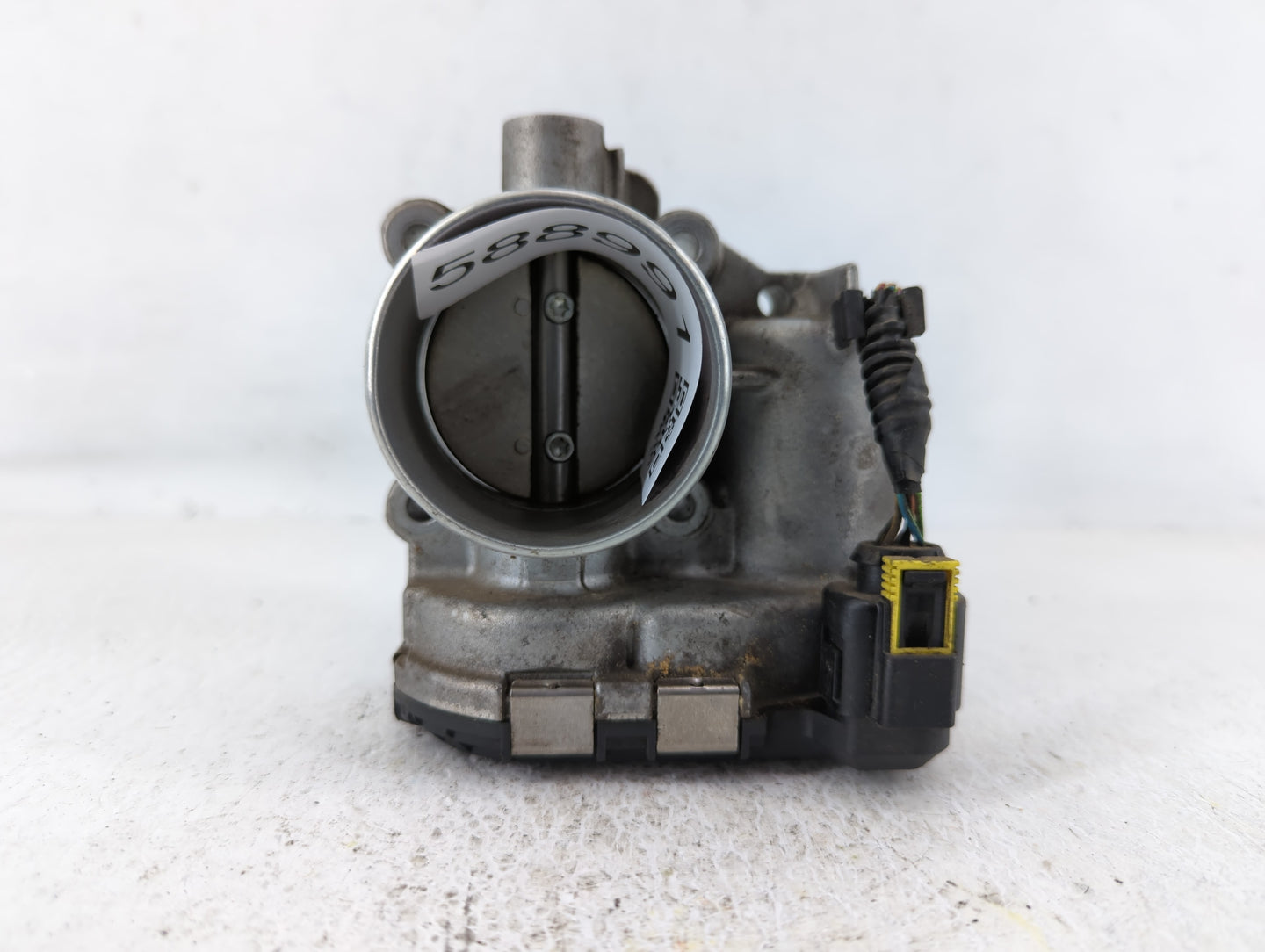 2013-2016 Ford Escape Throttle Body P/N:7S7G-9F991-CA Fits Fits 2013 2014 2015 2016 2017 2018 2019 OEM Used Auto Parts - Oem