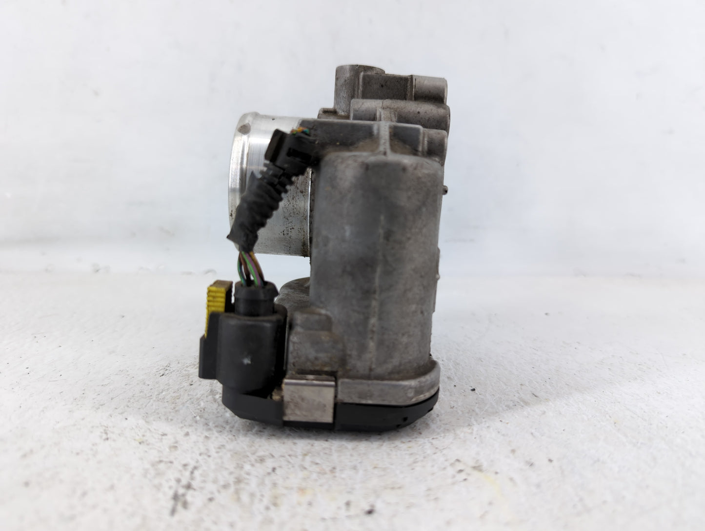 2013-2016 Ford Escape Throttle Body P/N:7S7G-9F991-CA Fits Fits 2013 2014 2015 2016 2017 2018 2019 OEM Used Auto Parts - Oem