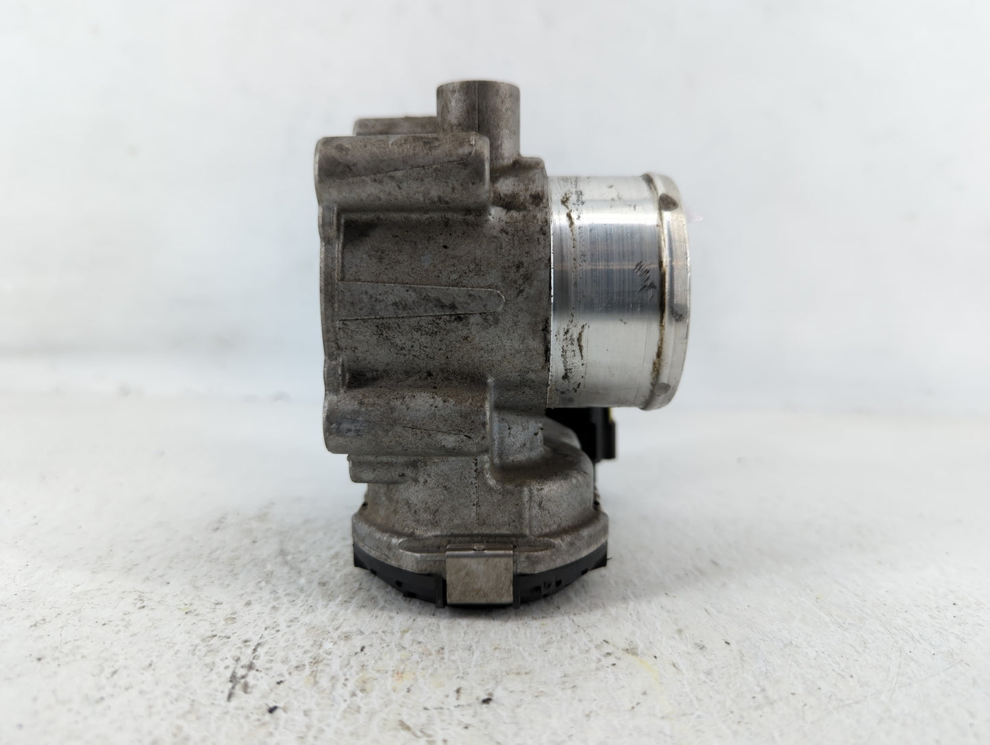 2013-2016 Ford Escape Throttle Body P/N:7S7G-9F991-CA Fits Fits 2013 2014 2015 2016 2017 2018 2019 OEM Used Auto Parts - Oem