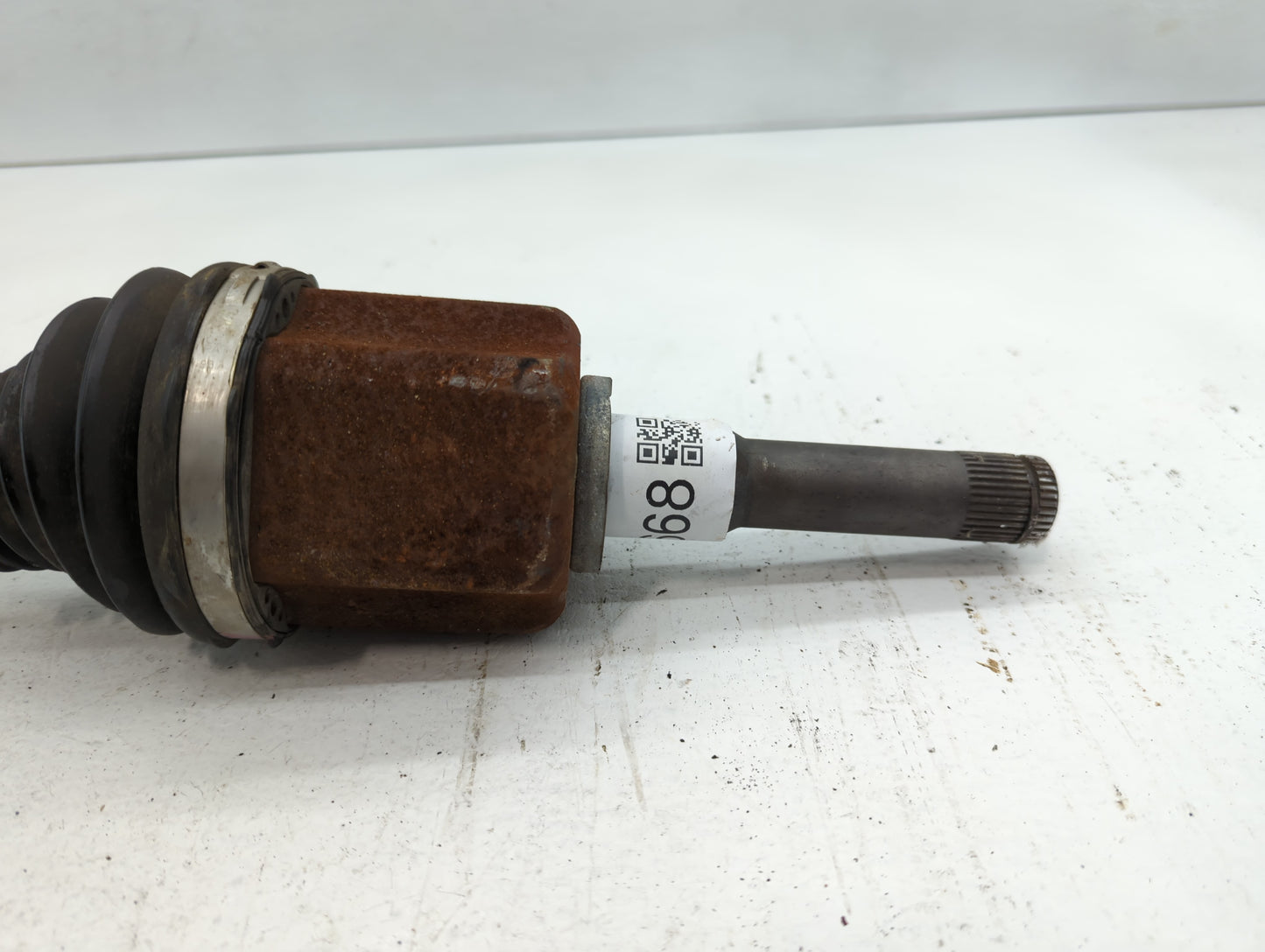 2013-2019 Ford Escape Axle Shaft Front Driver Cv C/v - Oemusedautoparts1.com