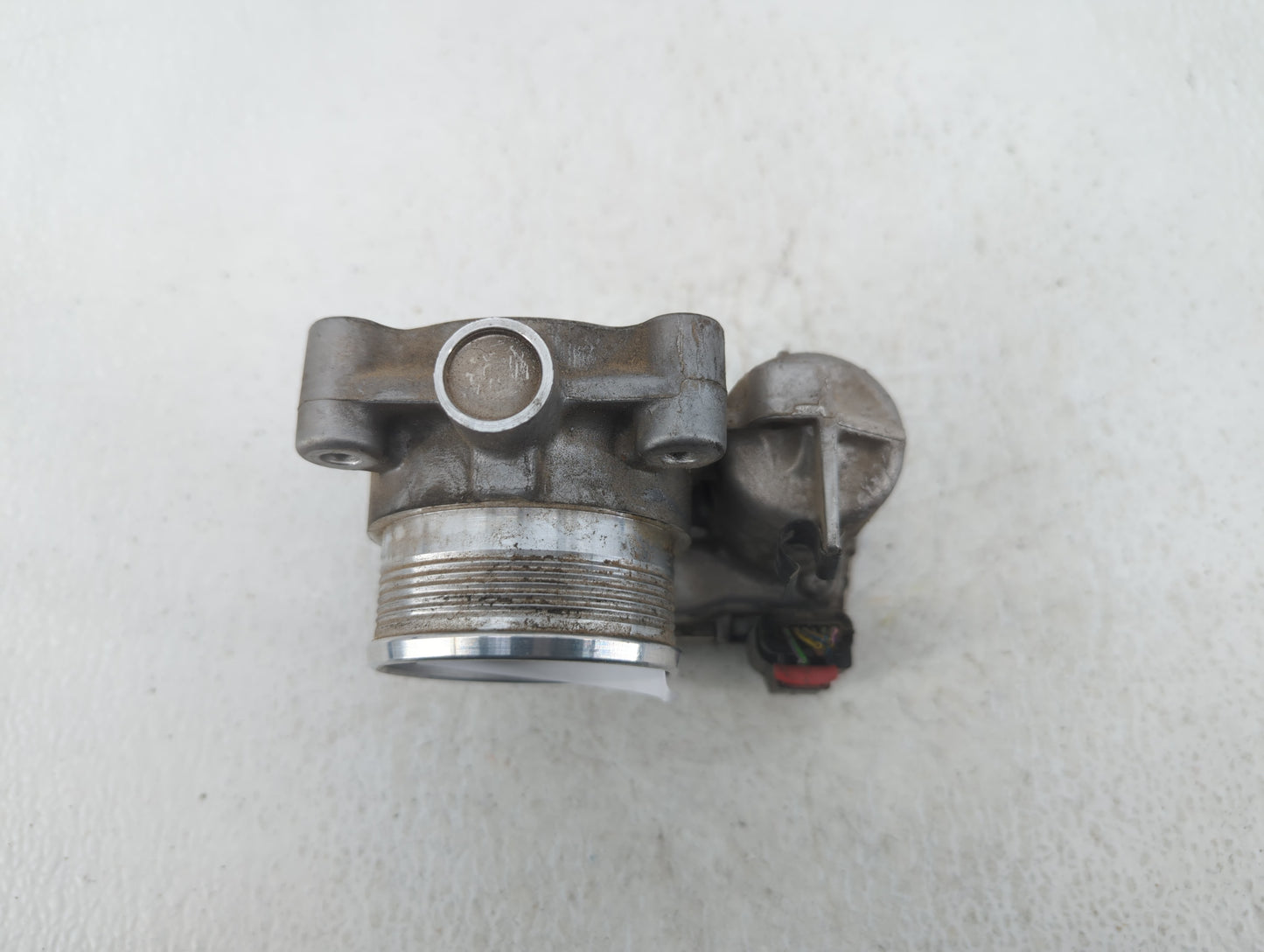 2013-2016 Ford Escape Throttle Body P/N:DS7E-9F991-BB Fits Fits 2012 2013 2014 2015 2016 2017 OEM Used Auto Parts - Oemuseda
