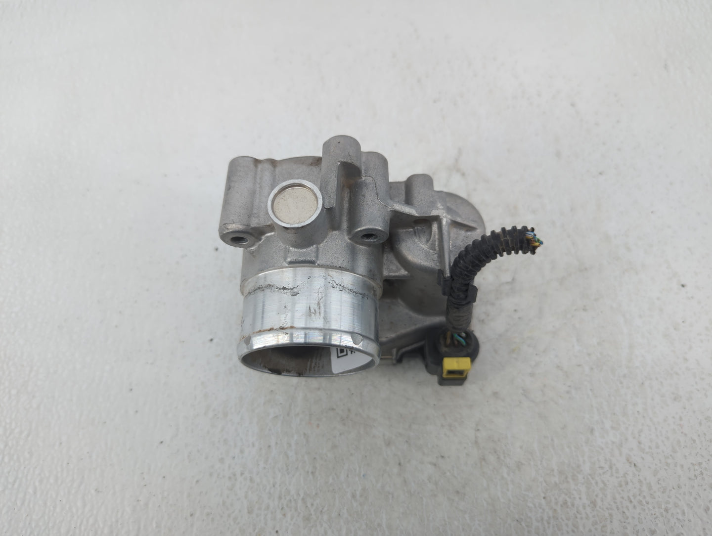 2013-2016 Ford Escape Throttle Body P/N:7S7G-9F991-CA Fits Fits 2013 2014 2015 2016 2017 2018 2019 OEM Used Auto Parts - Oem