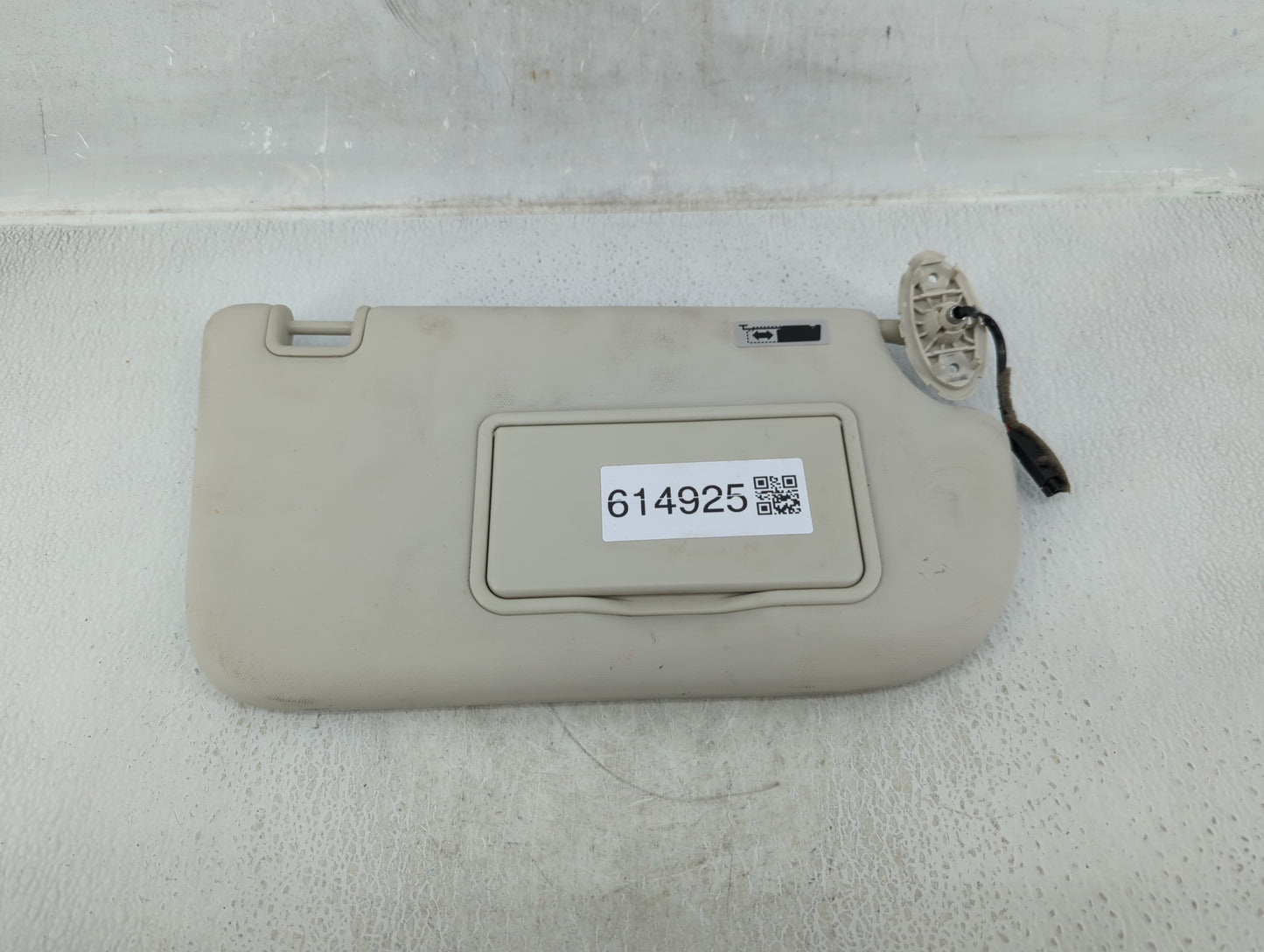 2013-2019 Ford Escape Sun Visor Shade Replacement Passenger Right Mirror Fits Fits 2013 2014 2015 2016 2017 2018 2019 OEM Us