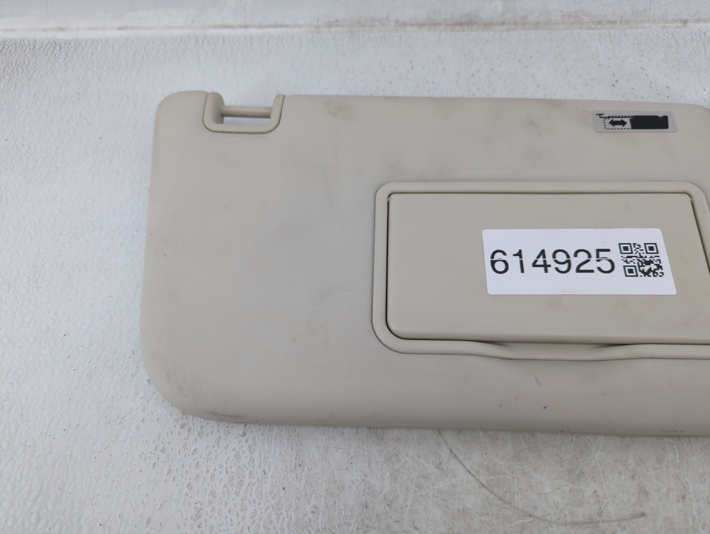 2013-2019 Ford Escape Sun Visor Shade Replacement Passenger Right Mirror Fits Fits 2013 2014 2015 2016 2017 2018 2019 OEM Us