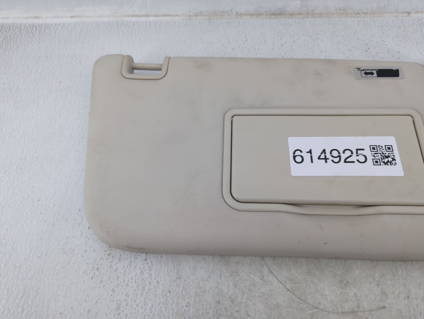 2013-2019 Ford Escape Sun Visor Shade Replacement Passenger Right Mirror Fits Fits 2013 2014 2015 2016 2017 2018 2019 OEM Us