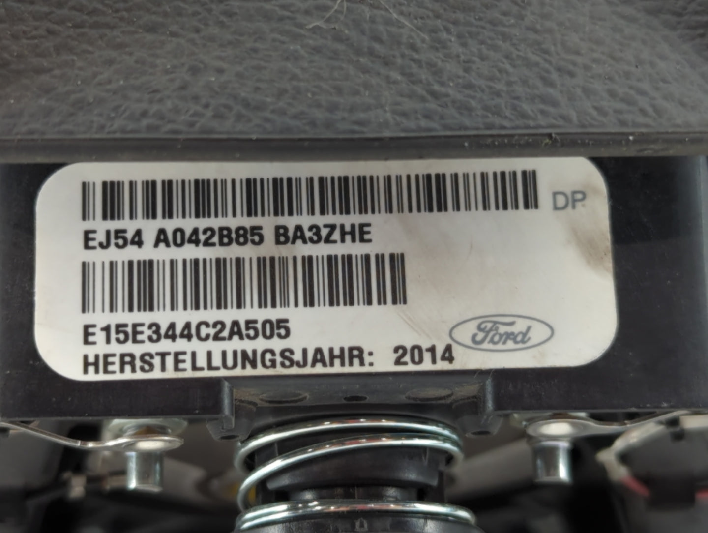2015-2016 Ford Escape Air Bag Driver Left Steering Wheel Mounted P/N:EJ54 A042B85 BA Fits Fits 2015 2016 OEM Used Auto Parts