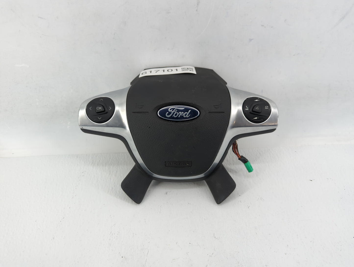 2015-2016 Ford Escape Air Bag Driver Left Steering Wheel Mounted P/N:EJ54 A04B85 BA3 Fits Fits 2015 2016 OEM Used Auto Parts
