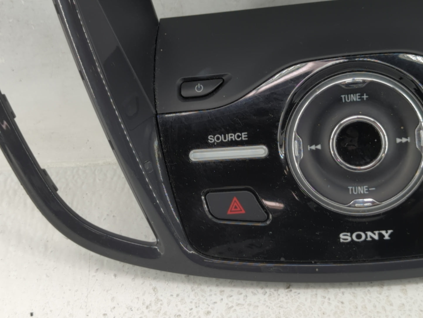 2013-2016 Ford Escape Radio Control Panel - Oemusedautoparts1.com