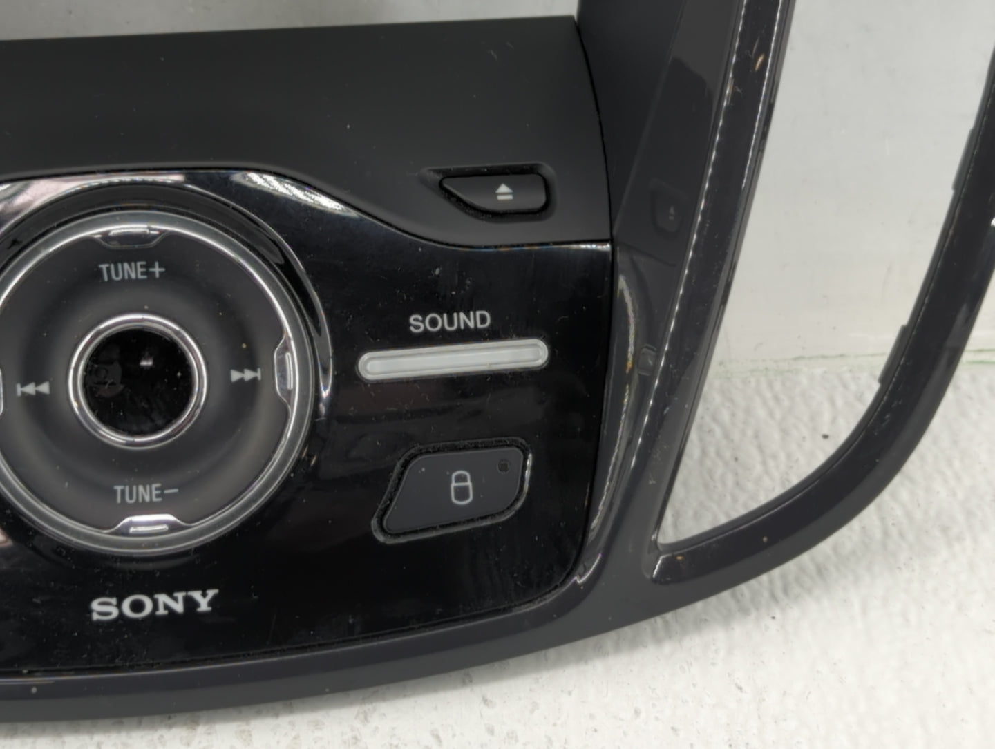 2013-2016 Ford Escape Radio Control Panel - Oemusedautoparts1.com