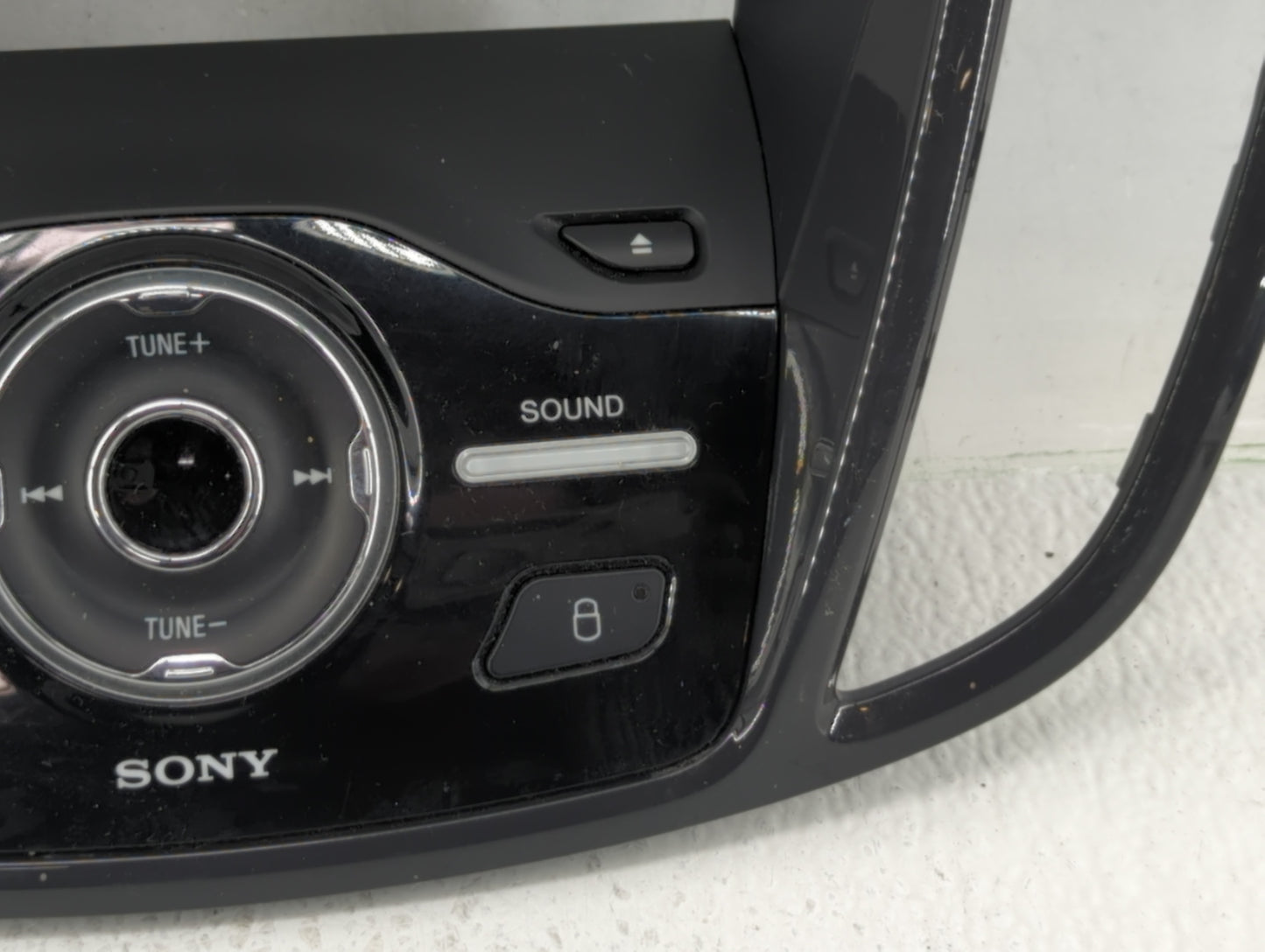 2013-2016 Ford Escape Radio Control Panel - Oemusedautoparts1.com