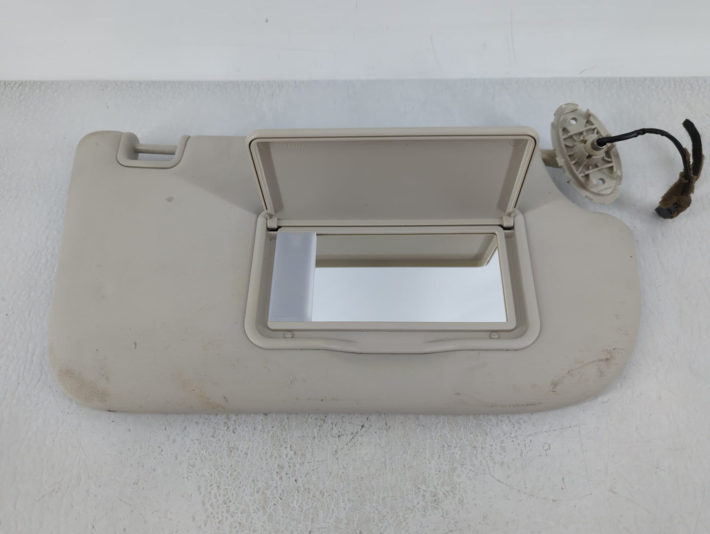 2013-2019 Ford Escape Sun Visor Shade Replacement Passenger Right Mirror Fits Fits 2013 2014 2015 2016 2017 2018 2019 OEM Us