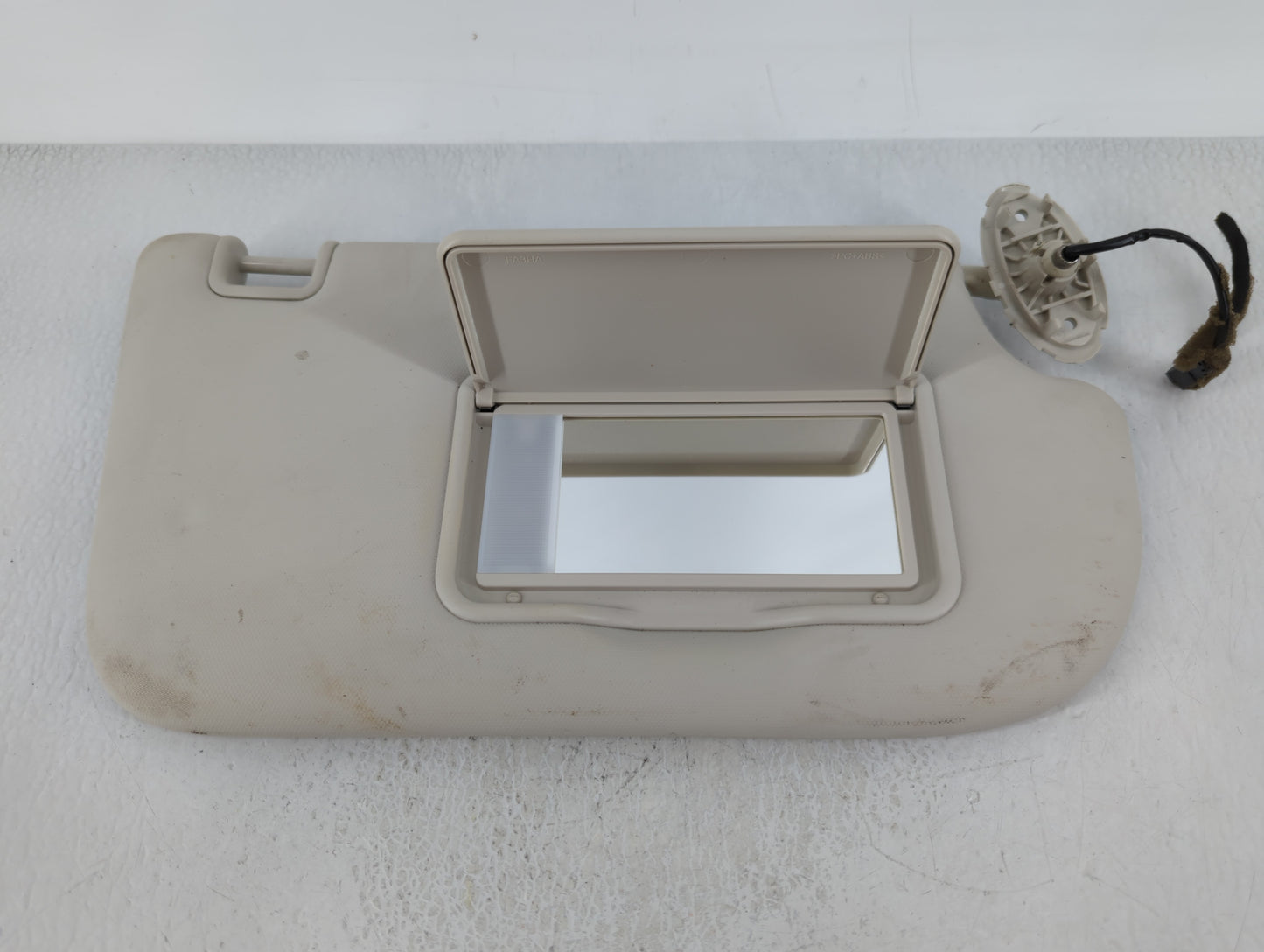 2013-2019 Ford Escape Sun Visor Shade Replacement Passenger Right Mirror Fits Fits 2013 2014 2015 2016 2017 2018 2019 OEM Us