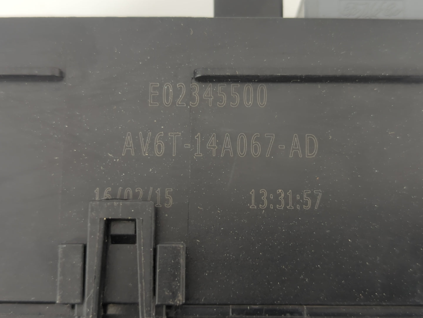 2013-2016 Ford Escape Fusebox Fuse Box Panel Relay Module P/N:AV6T-14A142-AB Fits Fits 2013 2014 2015 2016 OEM Used Auto Par