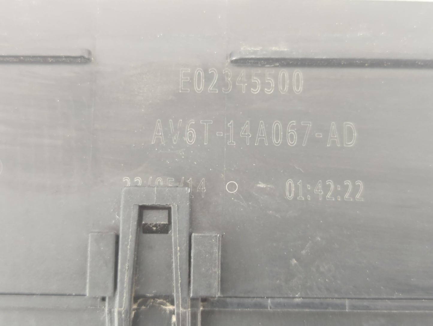 2013-2016 Ford Escape Fusebox Fuse Box Panel Relay Module P/N:AV6T-14A142-AB Fits Fits 2013 2014 2015 2016 OEM Used Auto Par