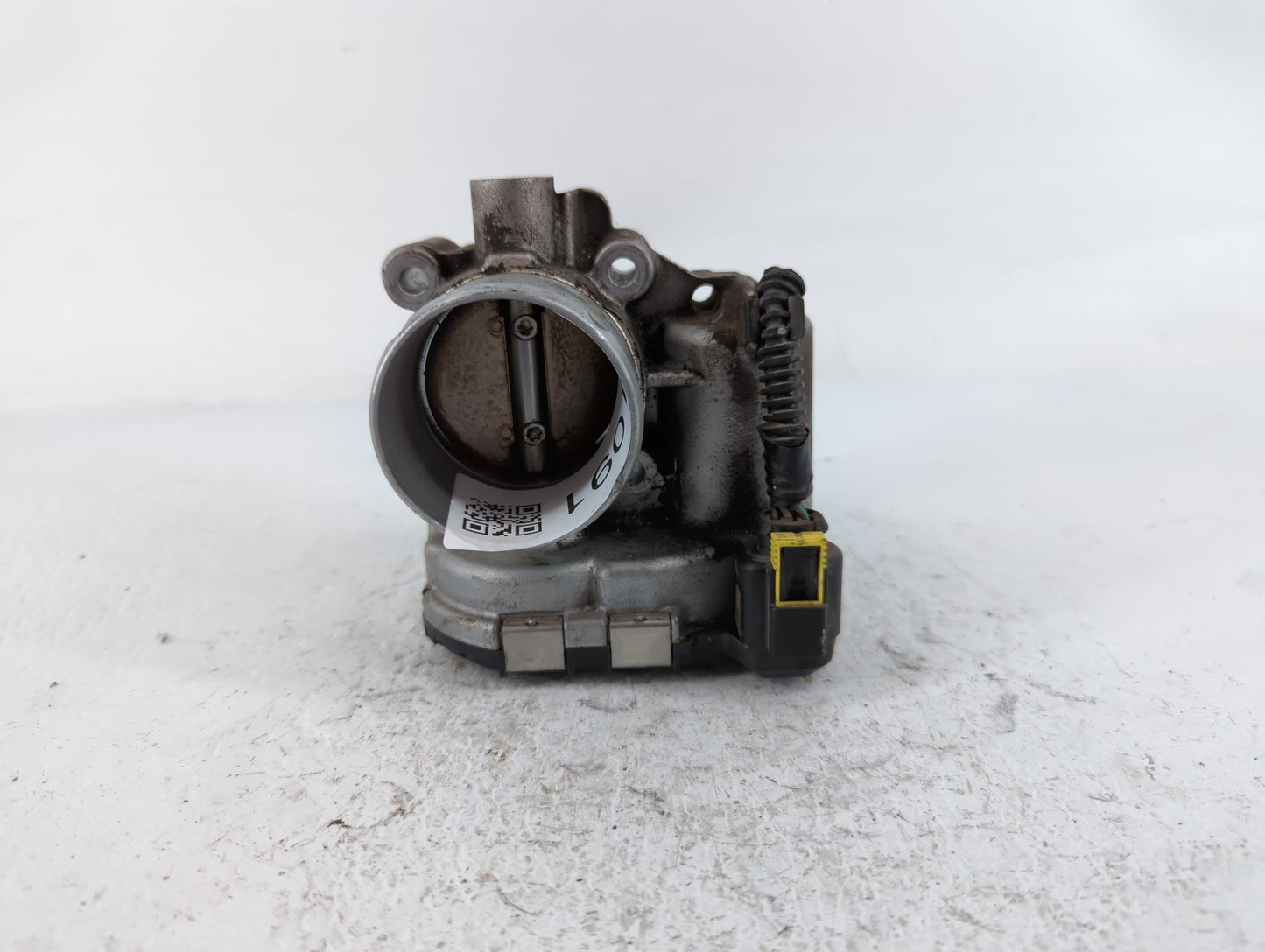 2013-2016 Ford Escape Throttle Body P/N:7S7G-9F991-CA Fits Fits 2013 2014 2015 2016 2017 2018 2019 OEM Used Auto Parts - Oem