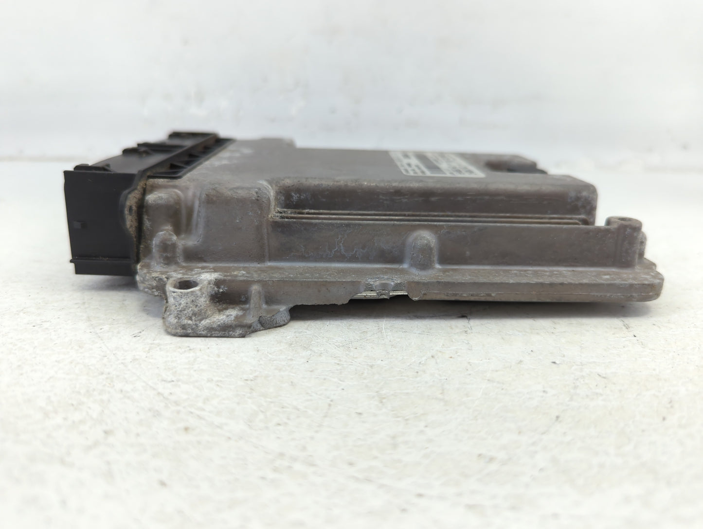 2013-2016 Ford Escape PCM Engine Control Computer ECU ECM PCU OEM P/N:FJ5A-12B684-BA FJ5A-12A650-DC Fits Fits 2013 2014 2015