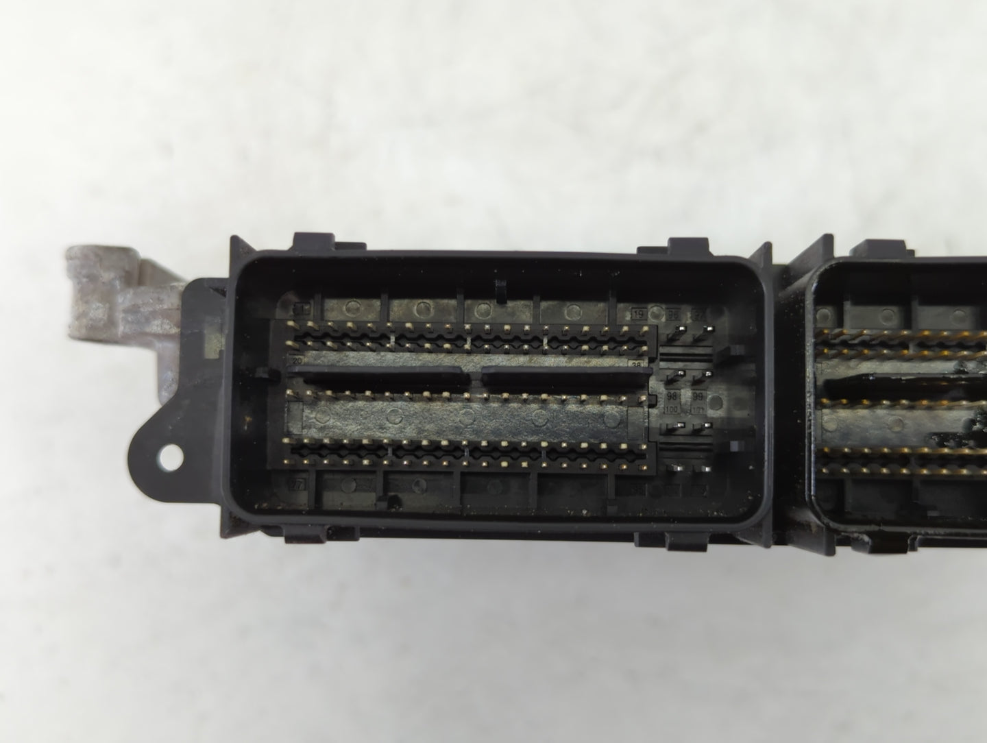 2013-2016 Ford Escape PCM Engine Control Computer ECU ECM PCU OEM P/N:FJ5A-12B684-BA FJ5A-12A650-DC Fits Fits 2013 2014 2015
