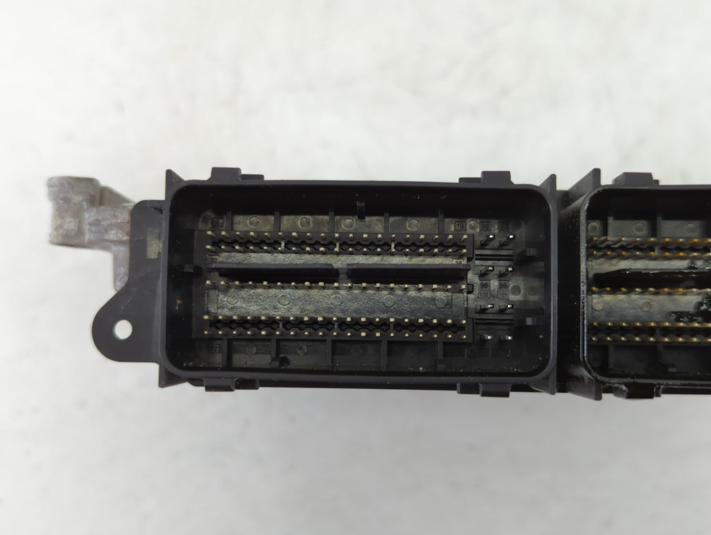 2013-2016 Ford Escape PCM Engine Control Computer ECU ECM PCU OEM P/N:FJ5A-12B684-BA FJ5A-12A650-DC Fits Fits 2013 2014 2015